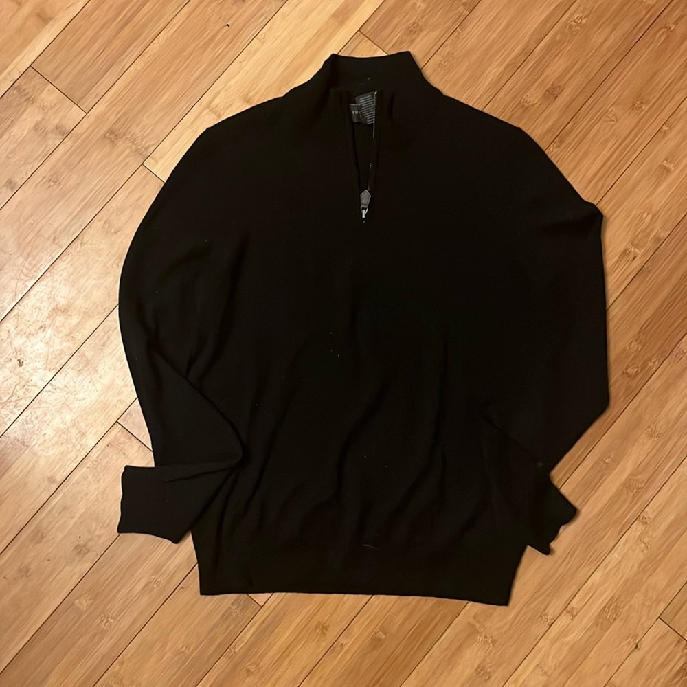 Bloomingdale’s men’s quarter zip sweater